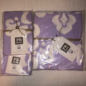 POTTERY BARN Duvet Cover (twin) & two pillow cases